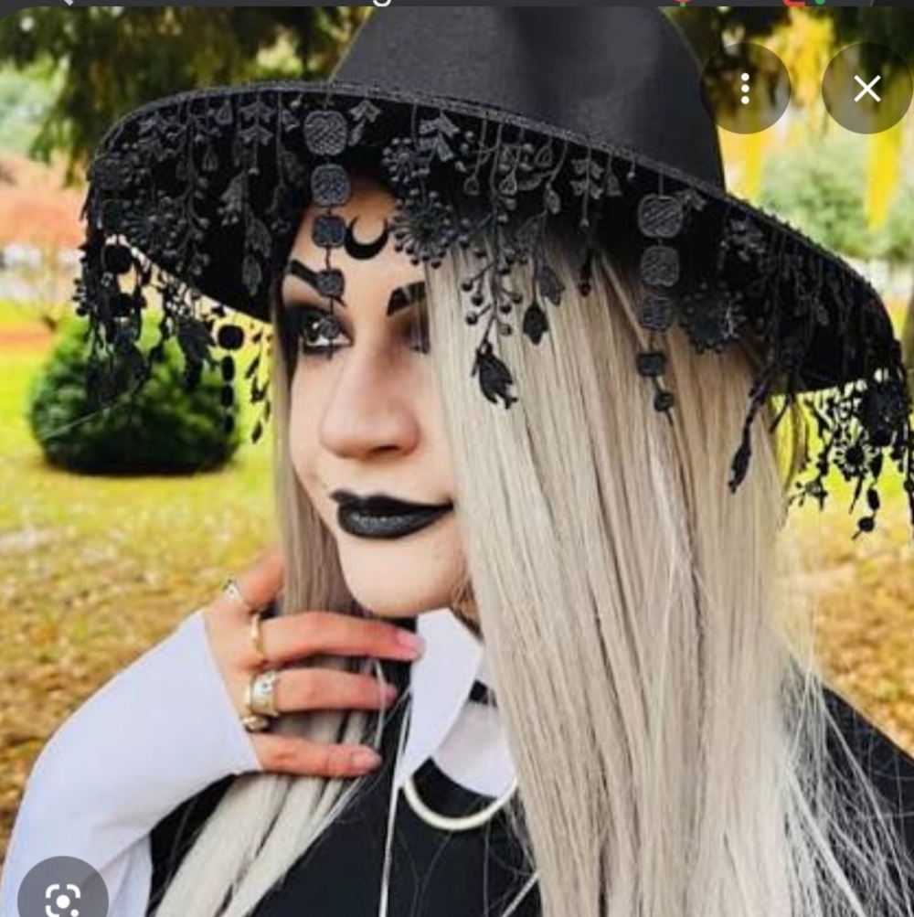 Elegant Black Lace Women's Hat